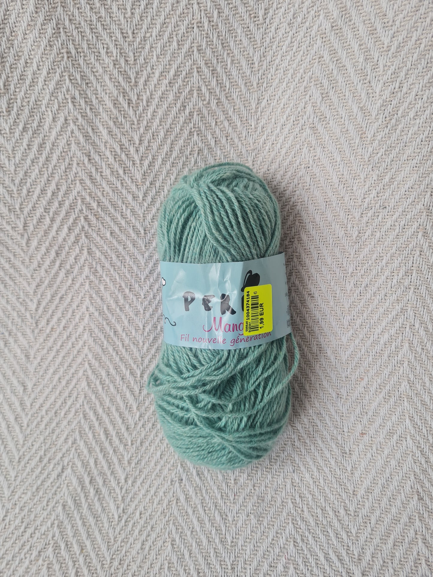 Pelote de laine Coloris vert menthe